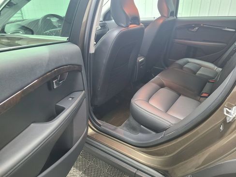 Used 2016 Volvo XC70 T5 Premier w/ Proximity Package AWD/4WD image 37