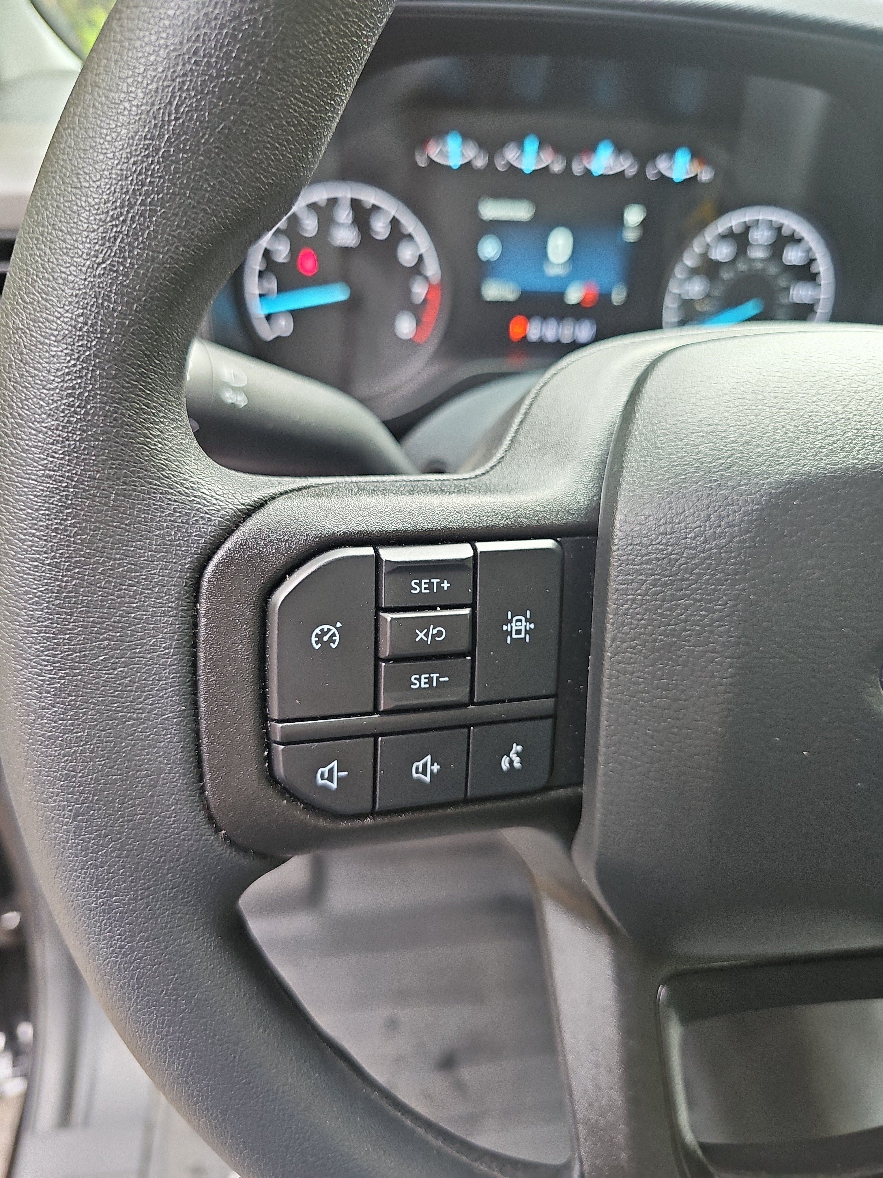 Used 2026 Ford F150 XL w/ Equipment Group 103A High RWD image 18