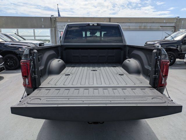New 2026 RAM 2500 Laramie AWD/4WD image 12