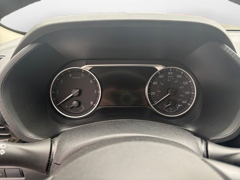 Used 2023 Nissan Sentra SV FWD image 14