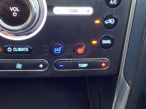 Used 2019 Ford Explorer Limited w/ Ford Safe & Smart Package AWD/4WD image 37