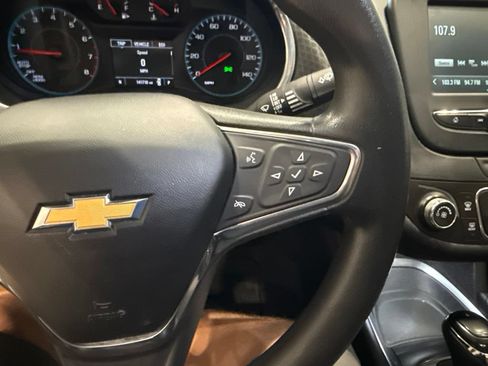 Used 2016 Chevrolet Malibu LT FWD image 28