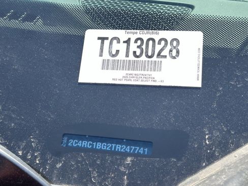 New 2026 Chrysler Pacifica Select image 23