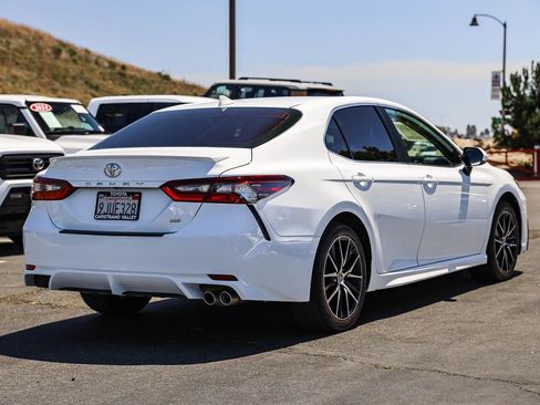 Certified 2024 Toyota Camry SE FWD image 4