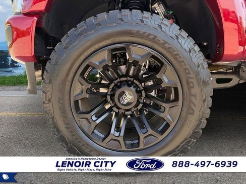Used 2026 Ford F250 Lariat w/ Black Appearance Package AWD/4WD image 6