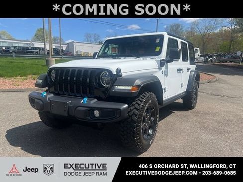 Used 2023 Jeep Wrangler Unlimited w/ Cold Weather Group AWD/4WD image 1