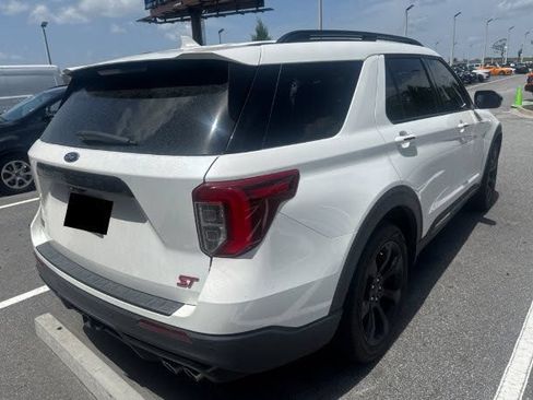 Used 2024 Ford Explorer ST w/ Equipment Group 401A AWD/4WD image 2