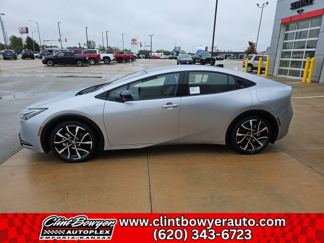 New 2026 Toyota Prius Plug-In Hybrid w/ Limited Premium Package FWD image 4