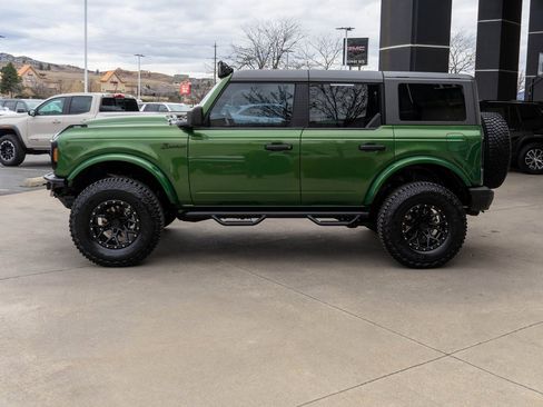 Used 2022 Ford Bronco Black Diamond image 4