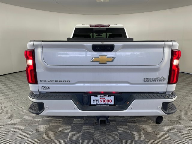 Used 2022 Chevrolet Silverado 3500 High Country w/ Safety Package II AWD/4WD image 16