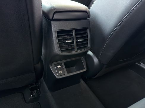 Used 2024 Kia Seltos SX AWD/4WD image 15