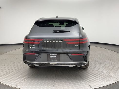 Certified 2026 Genesis GV70 2.5T image 3