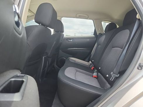 Used 2011 Nissan Rogue SV AWD/4WD image 6