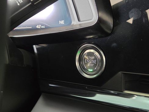 Used 2025 Chevrolet Corvette Z06 RWD image 22