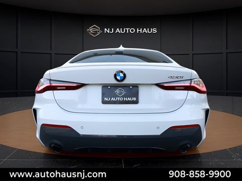 Used 2022 BMW 430i Coupe w/ M Sport Package RWD image 15