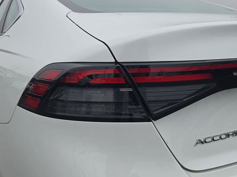 Certified 2024 Honda Accord LX image 11