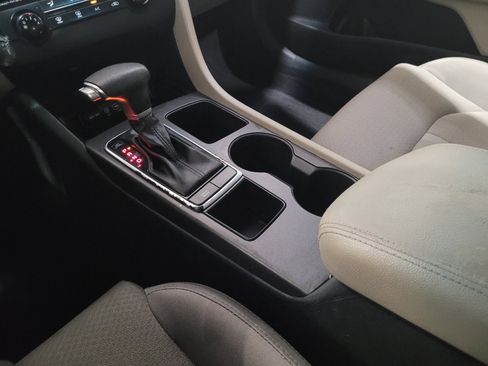 Used 2017 Kia Optima LX FWD image 26