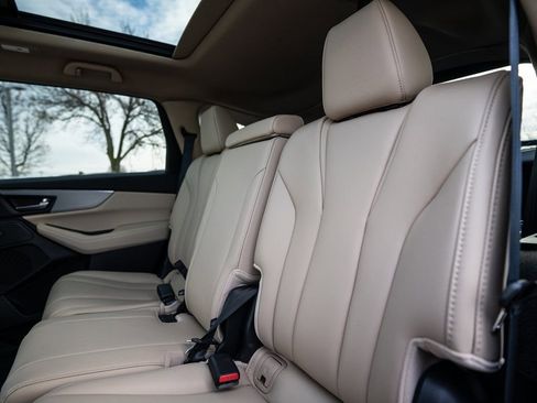 Certified 2025 Acura MDX SH-AWD image 42