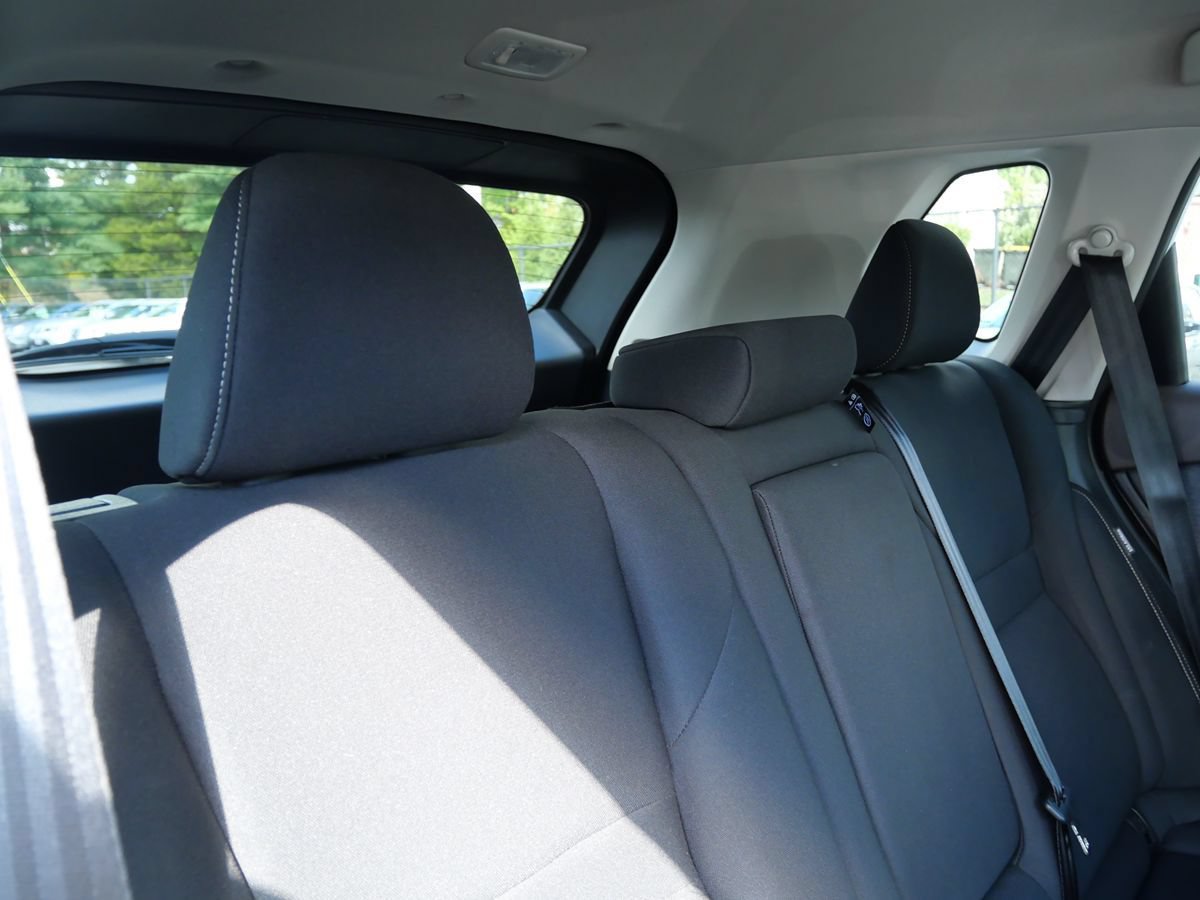 Used 2023 Nissan Rogue S AWD/4WD image 29