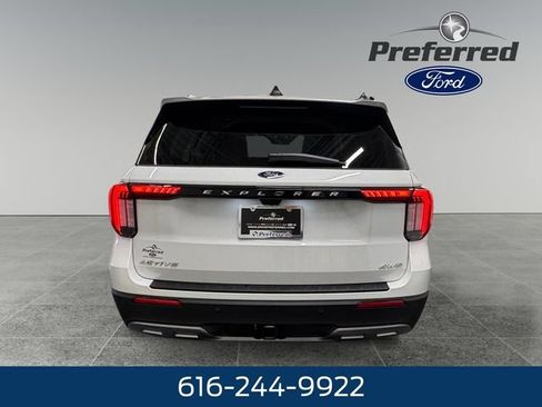 New 2026 Ford Explorer Active w/ Active Comfort Package AWD/4WD image 22