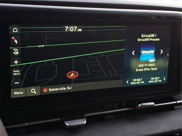 Used 2024 Kia Carnival EX FWD image 14