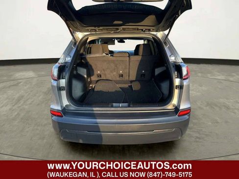 Used 2020 Jeep Cherokee Latitude FWD image 15