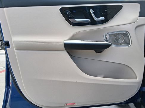 New 2026 Mercedes-Benz GLC 300 image 19