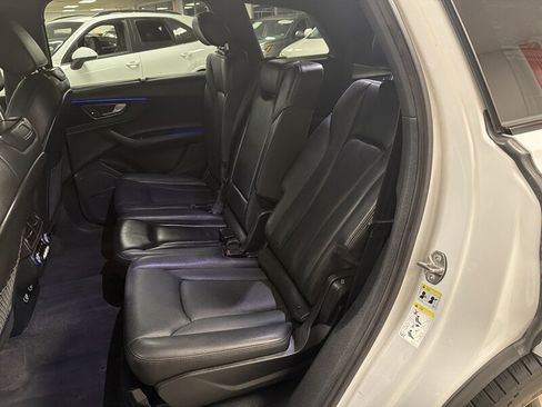 Used 2018 Audi Q7 3.0T Prestige w/ Prestige Package AWD/4WD image 33
