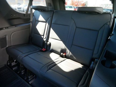 New 2026 GMC Yukon XL Denali w/ Sun & Power Step Package image 15