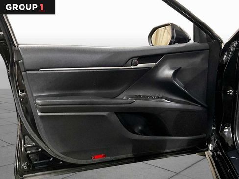 Used 2024 Toyota Camry SE FWD image 22