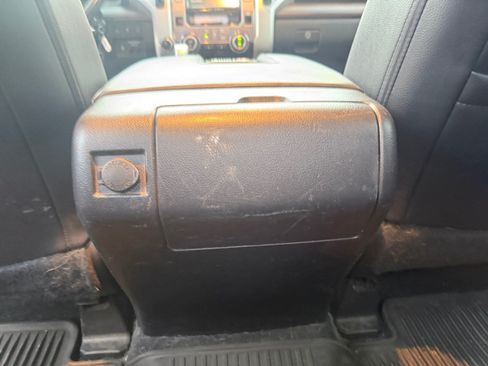 Certified 2019 Toyota Tundra Limited w/ Limited Premium Package AWD/4WD image 30