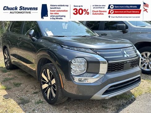 Used 2025 Mitsubishi Outlander SE FWD image 4