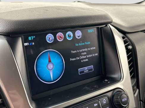 Used 2019 Chevrolet Suburban LS image 13