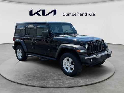 Used 2022 Jeep Wrangler Unlimited Sport AWD/4WD image 7