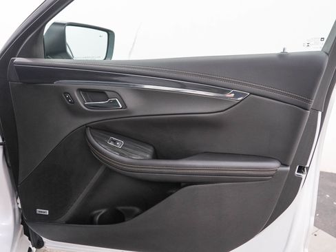 Used 2020 Chevrolet Impala Premier w/ Premier Confidence Package FWD image 9