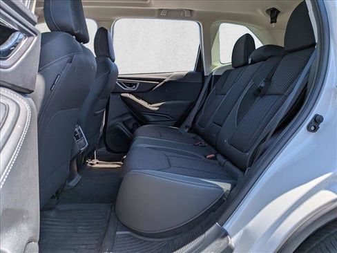 Used 2024 Subaru Forester Premium AWD/4WD image 18