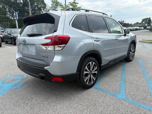 Used 2022 Subaru Forester Limited AWD/4WD image 6