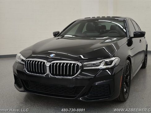 Used 2022 BMW 530i w/ M Sport Package image 1