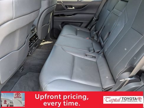 Used 2024 Lexus LX 600 4WD w/ Appearance Package image 11