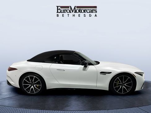 Used 2022 Mercedes-Benz SL 63 AMG 4MATIC image 5