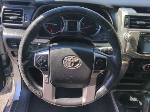 Used 2016 Toyota 4Runner SR5 Premium RWD image 11