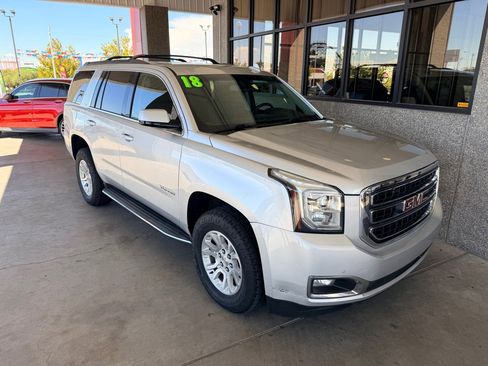 Used 2018 GMC Yukon SLE w/ HD Trailering Package image 39