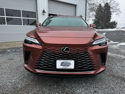 Used 2024 Lexus RX 350 Premium image 2