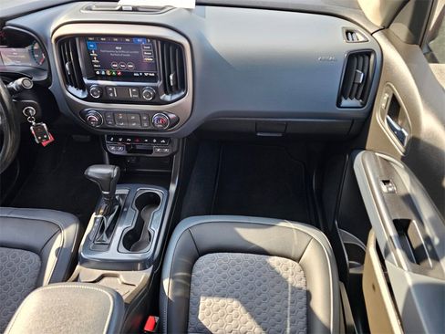 Used 2021 Chevrolet Colorado Z71 w/ Safety Package image 14