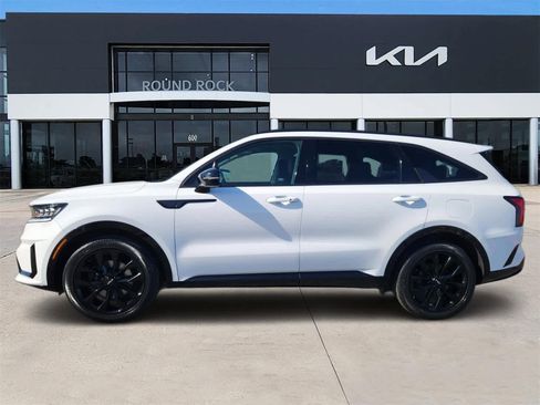 Used 2022 Kia Sorento SX image 4