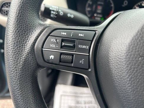 Used 2024 Honda HR-V LX image 18