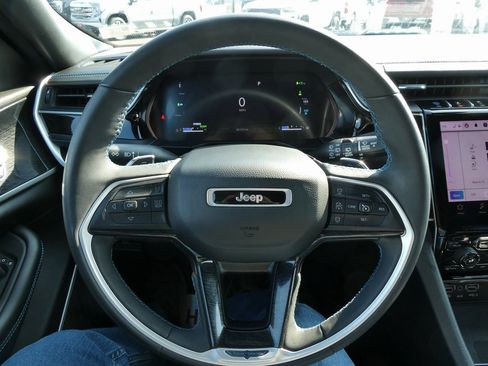 Used 2022 Jeep Grand Cherokee Trailhawk w/ Advanced Protech Group II image 40