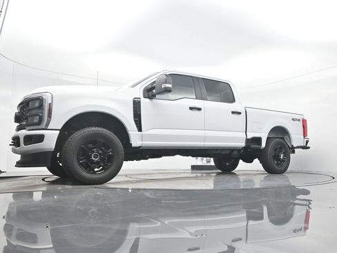 New 2026 Ford F250 XL w/ STX Appearance Package AWD/4WD image 32