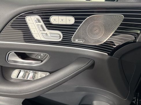 New 2026 Mercedes-Benz GLS 580 4MATIC image 26