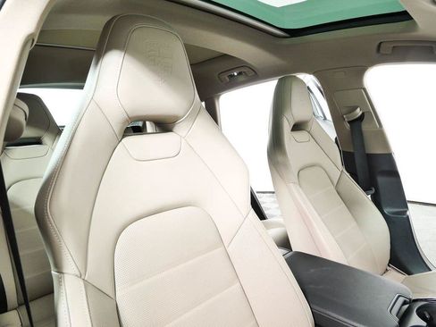 Certified 2026 Porsche Panamera 4 AWD/4WD image 25